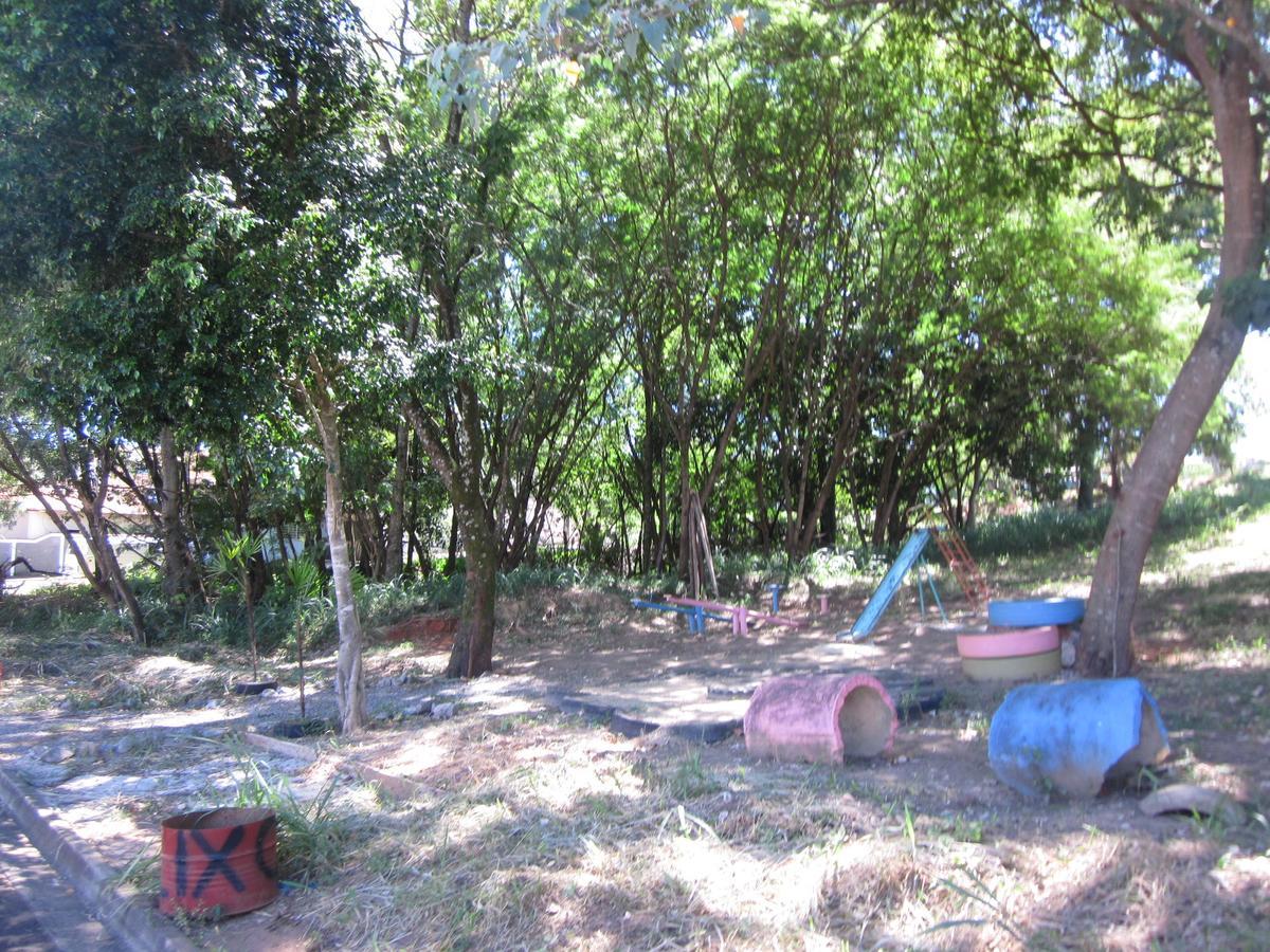 Hostel Famille Brun Trevo São João da Boa Vista Buitenkant foto